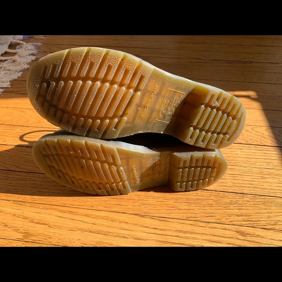 DOC MARTENS - Picture 3 of 5